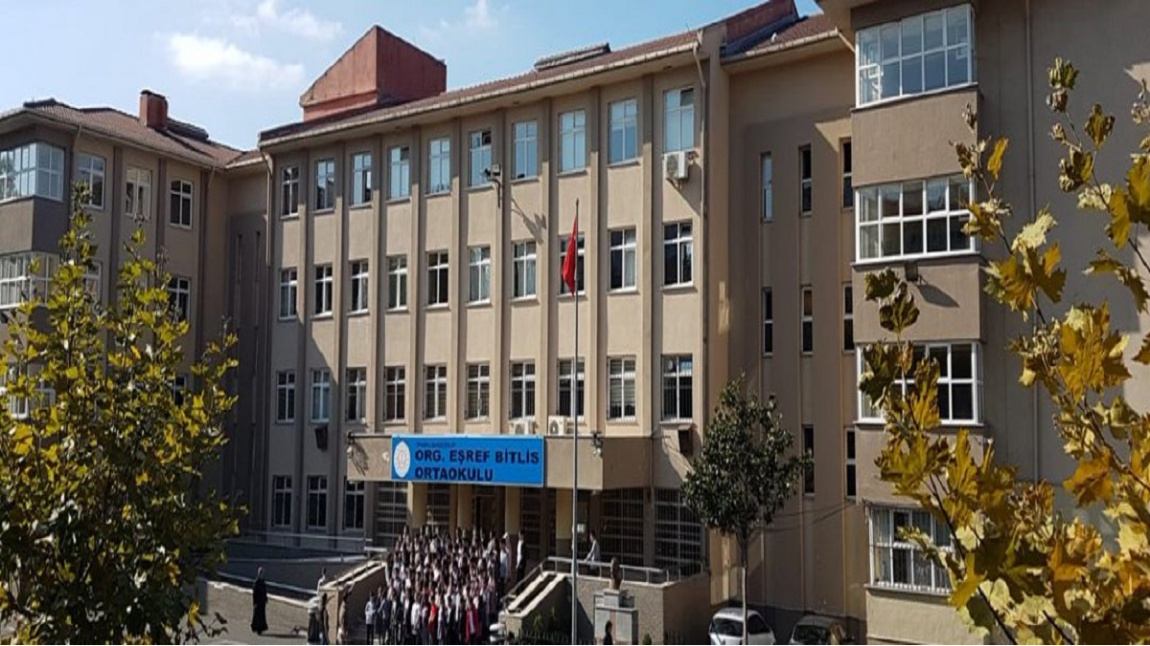 Orgeneral Eşref Bitlis Ortaokulu Fotoğrafı